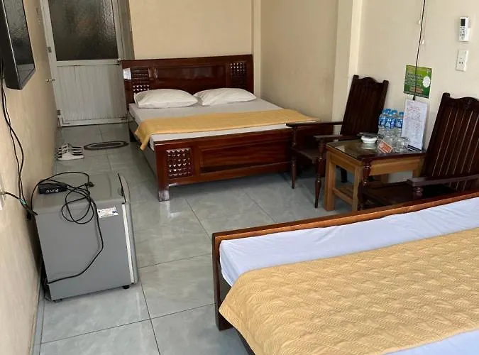 Hotel Nha Nghi Dung Hoa *